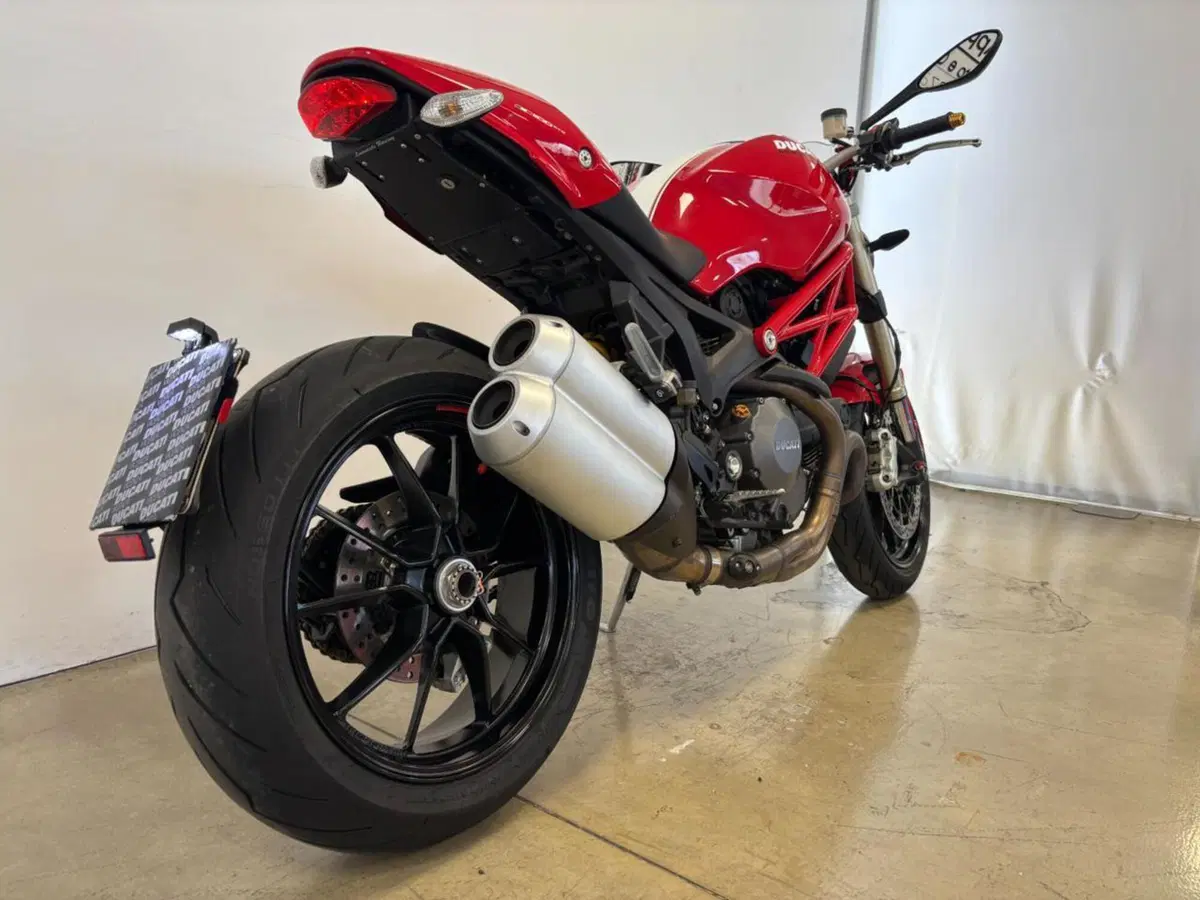 Ducati Monster 1100 Evo ABS (2011 - 13) (6)