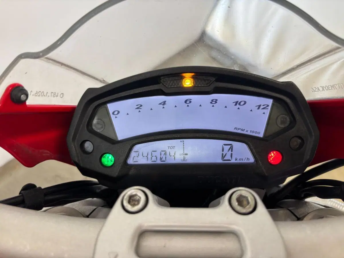 Ducati Monster 1100 Evo ABS (2011 - 13) (11)