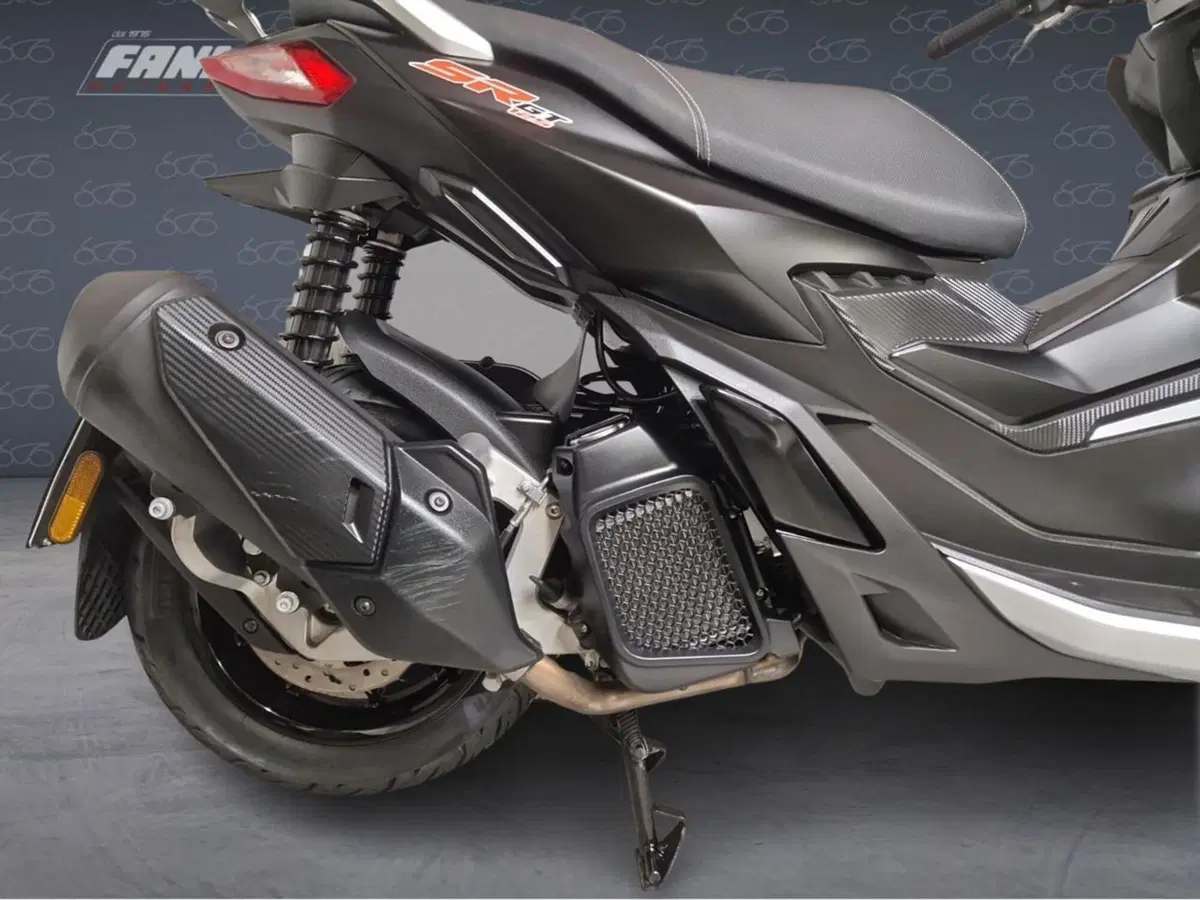 Aprilia SR GT 125 (2022 - 24) (5)