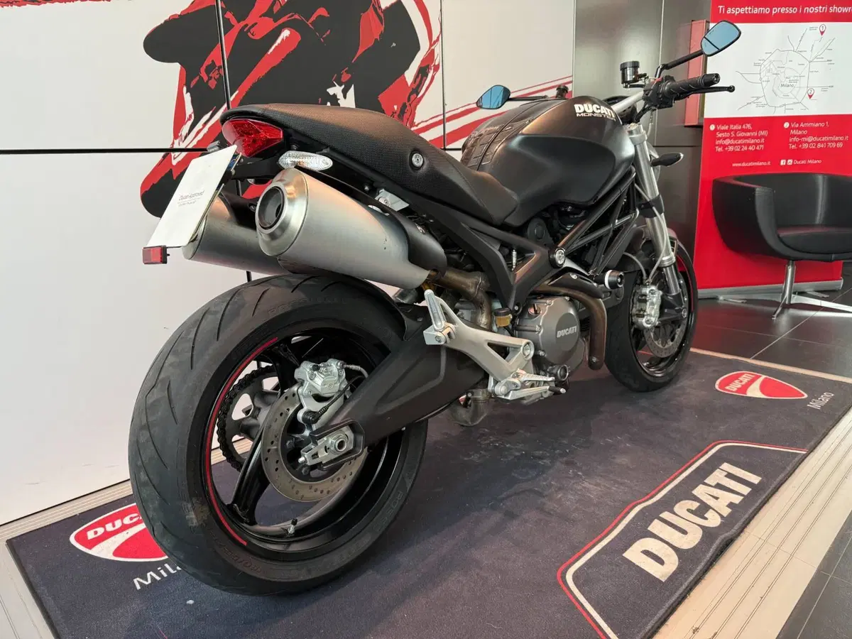 Ducati Monster 696 (2008 - 13) (7)