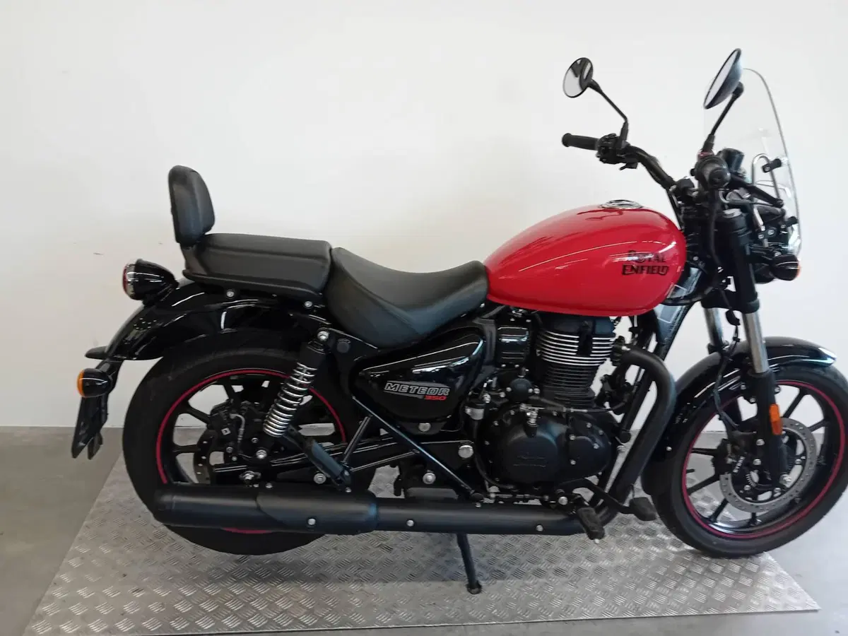 Royal Enfield Meteor 350 (2021 - 26) (6)