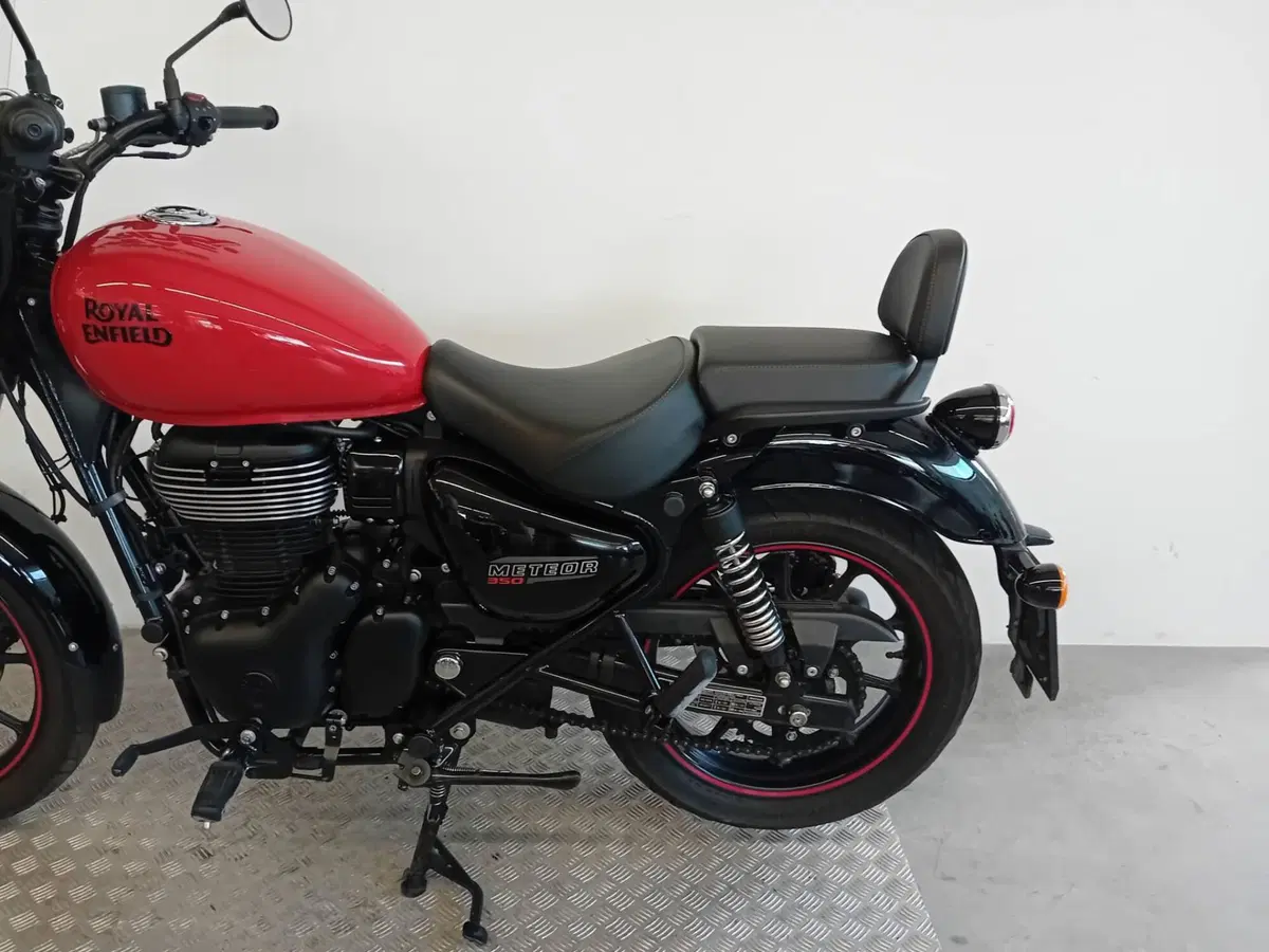 Royal Enfield Meteor 350 (2021 - 26) (5)