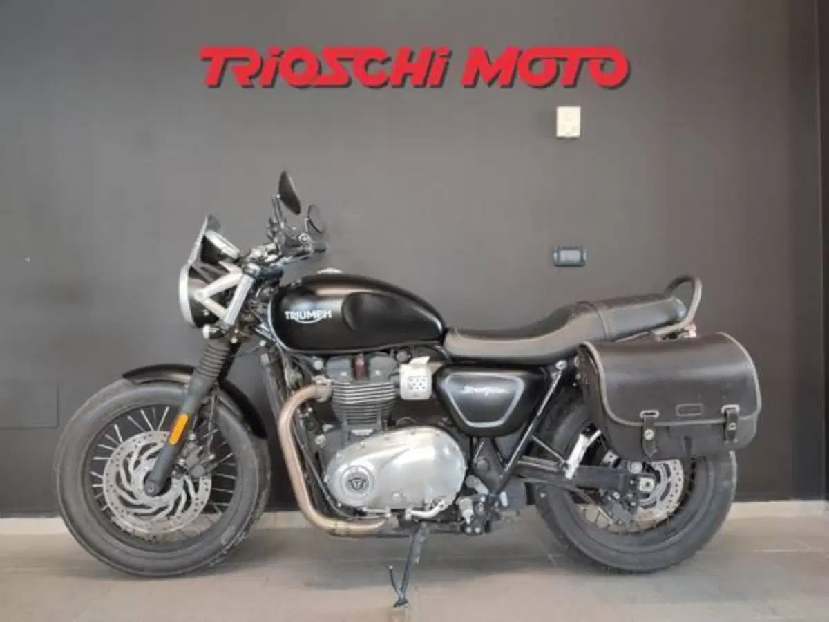 Triumph Street Twin 900 (2017 - 18) (2)