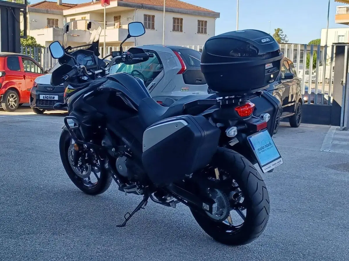 Suzuki V-Strom 650 (2021 - 25) (3)