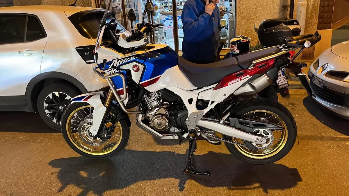 Honda Africa Twin CRF 1000L DCT Travel Edition (2018 - 19) (2)