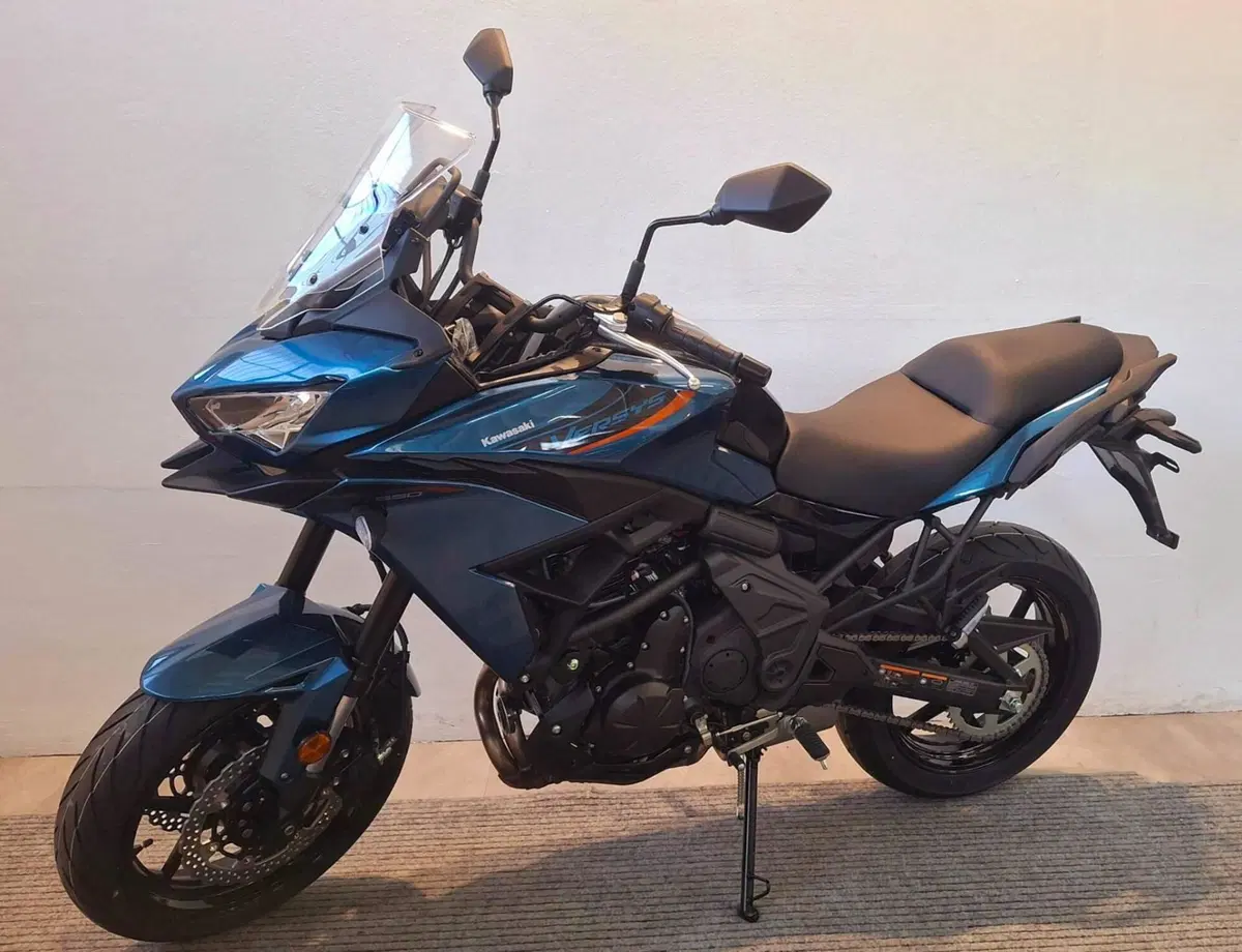 Kawasaki Versys 650 Tourer (2025 - 26) (2)