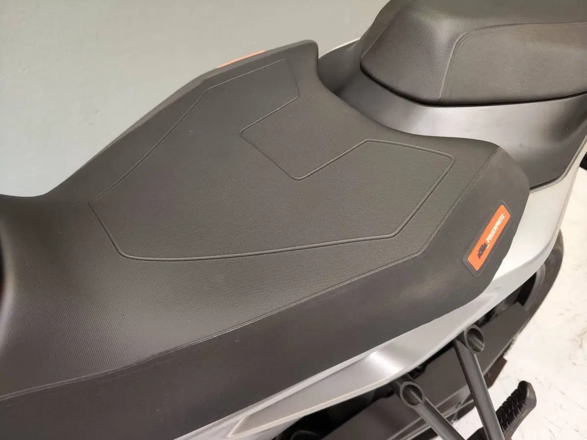 KTM 790 Duke L (2023 - 24) (6)