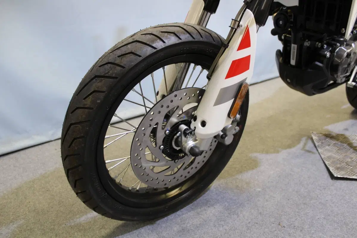 Aprilia SX 125 (2025 - 26) (13)