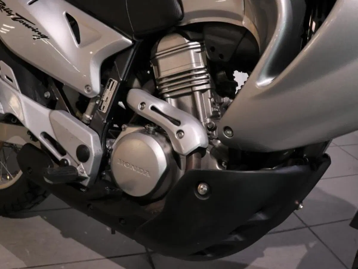 Honda Transalp XL 650V (2000 - 04) (9)