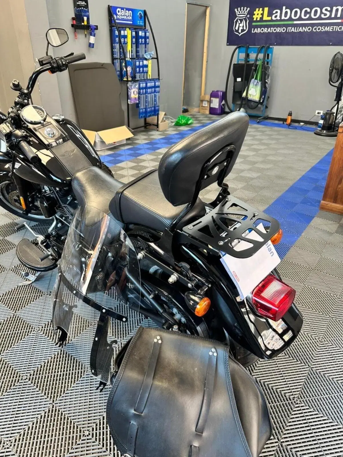 Harley-Davidson 107 Fat Boy (2017 - 20) - FLFB (2)