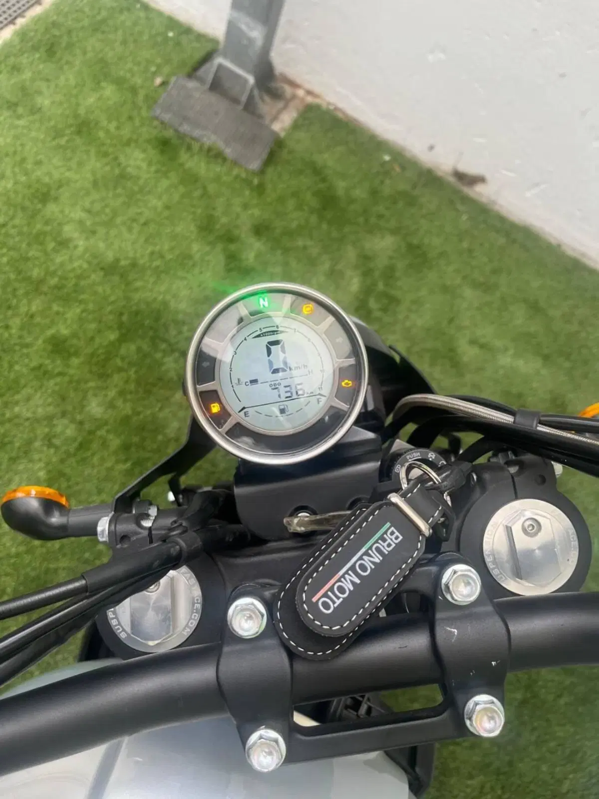 Swm Outlaw 125 (2021 - 23) (5)