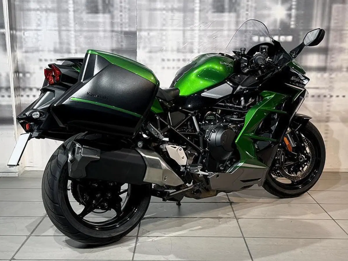 Kawasaki Ninja H2R (2022 - 26) (8)