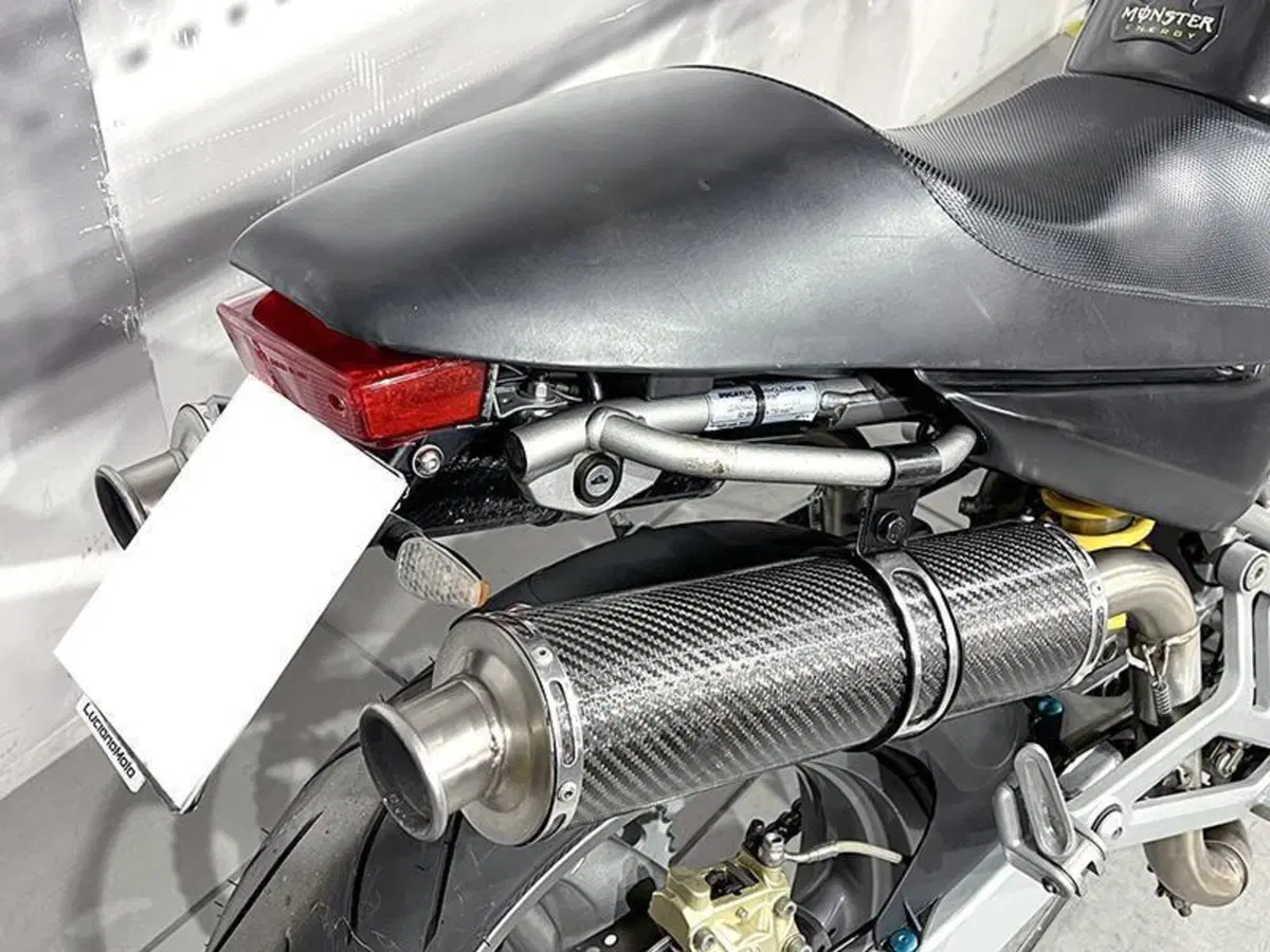 Ducati Monster S4 (2001 - 03) (9)