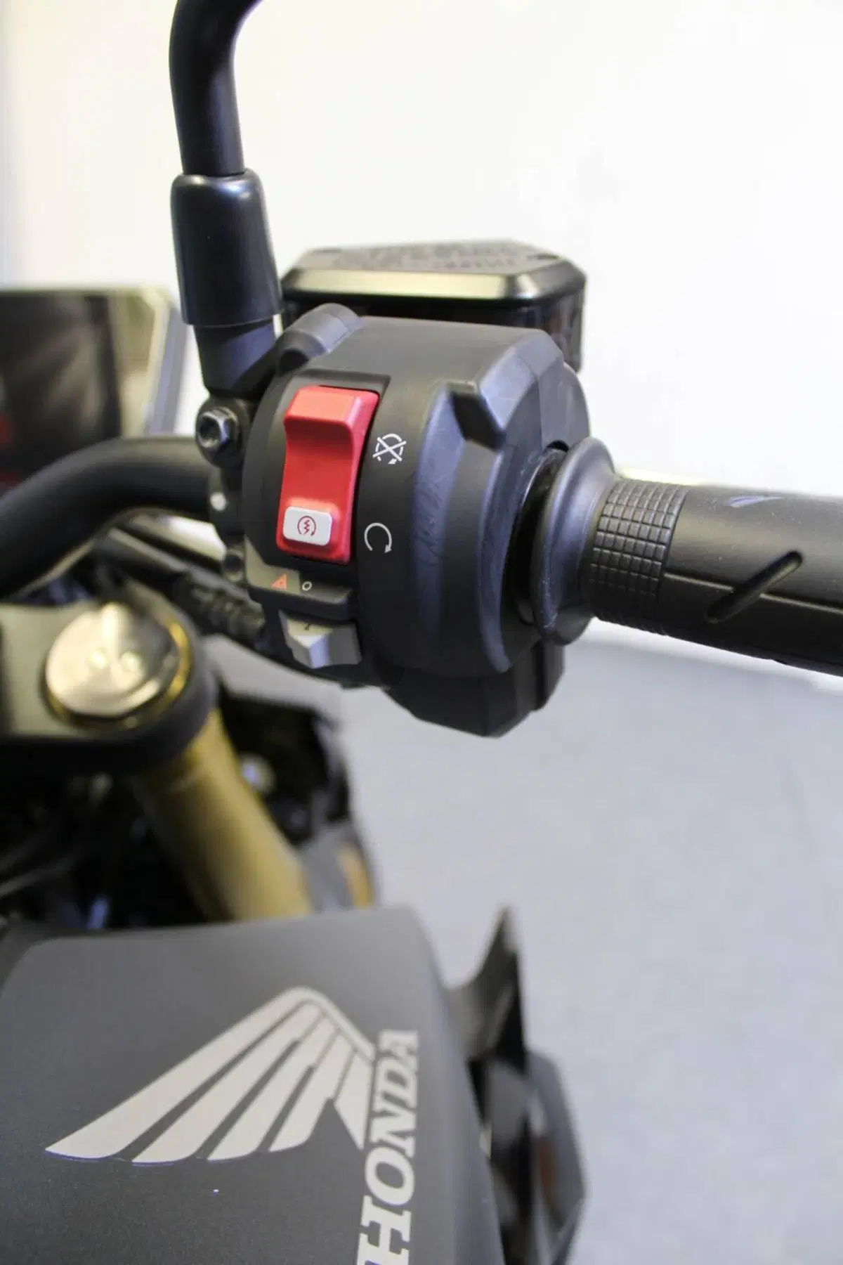 Honda CB 1000 Hornet SP (2025 - 26) (11)