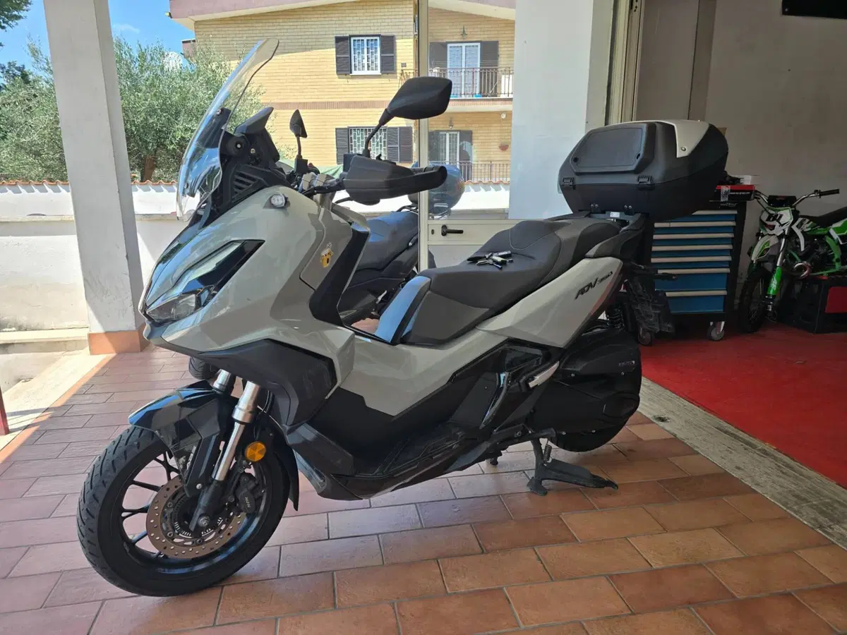 Honda ADV 350 (2022 - 24) (6)