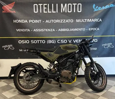 Husqvarna Svartpilen 401 (2018 - 19) usata