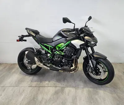 Kawasaki Z 900 (2025 - 26) usata