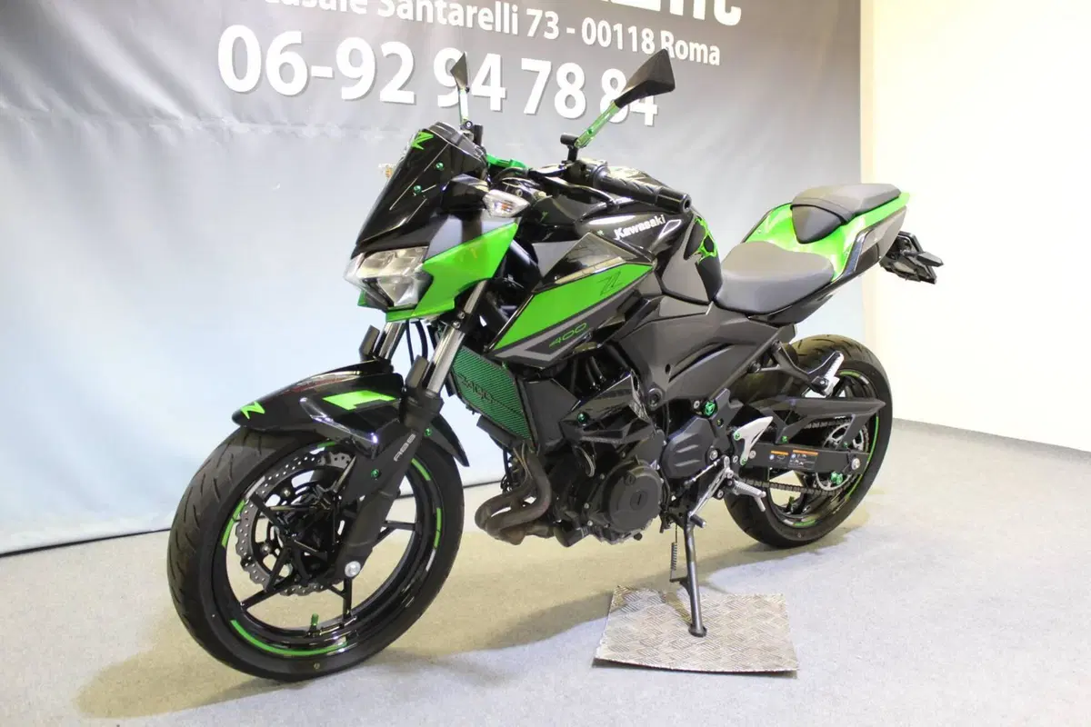 Kawasaki Z 400 (2023) (12)