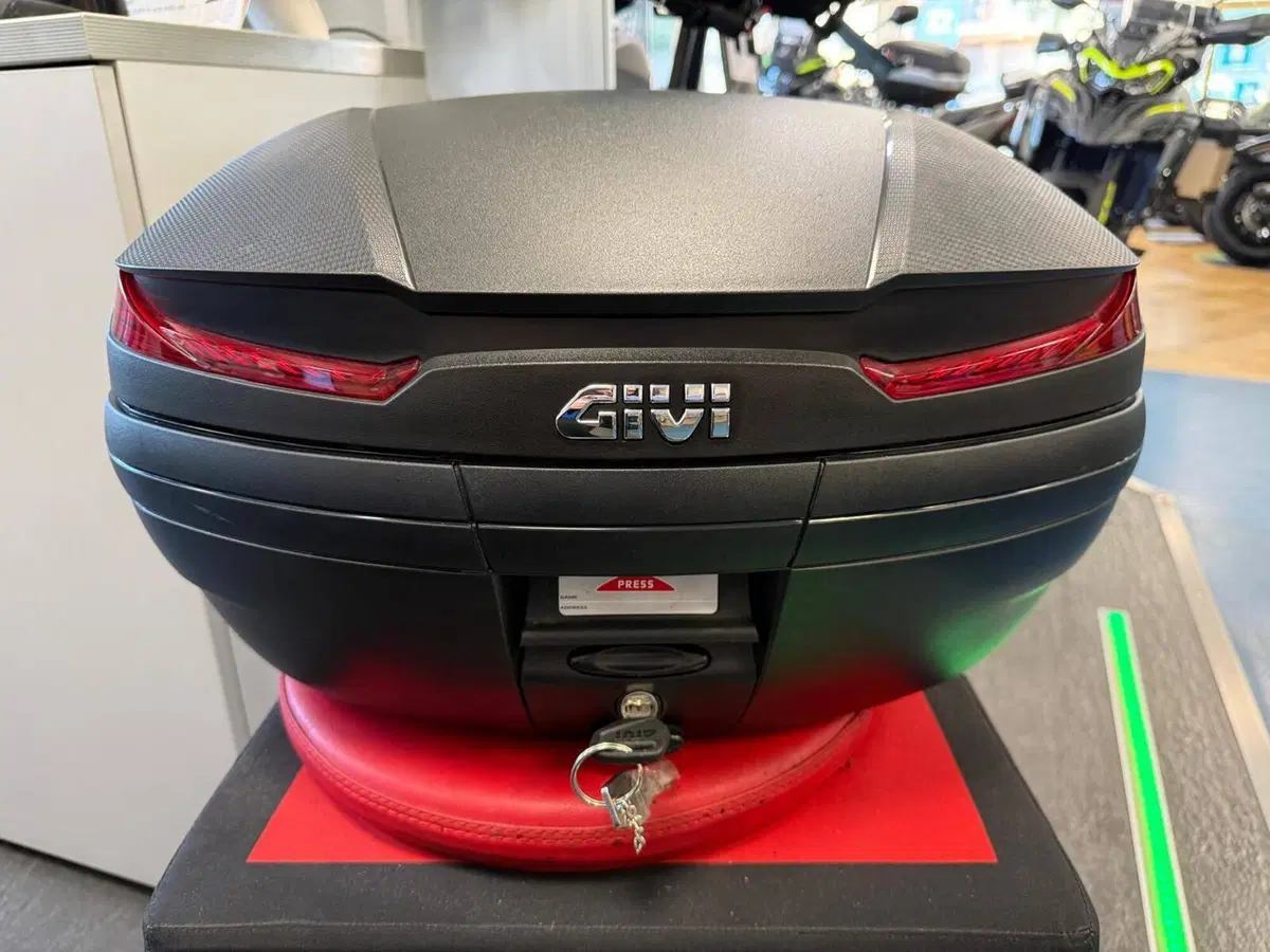 Bauletto Givi V45N Arena