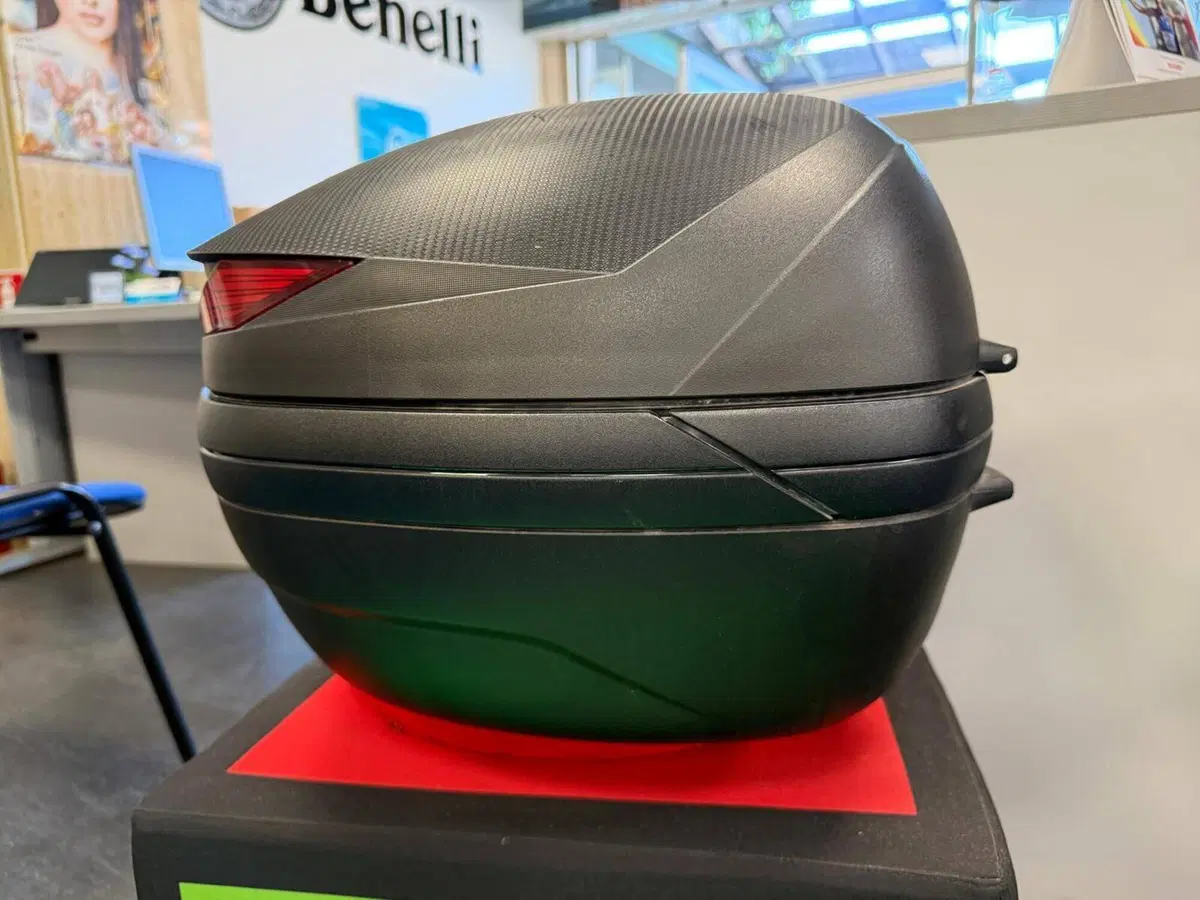 Bauletto Givi V45N Arena (3)