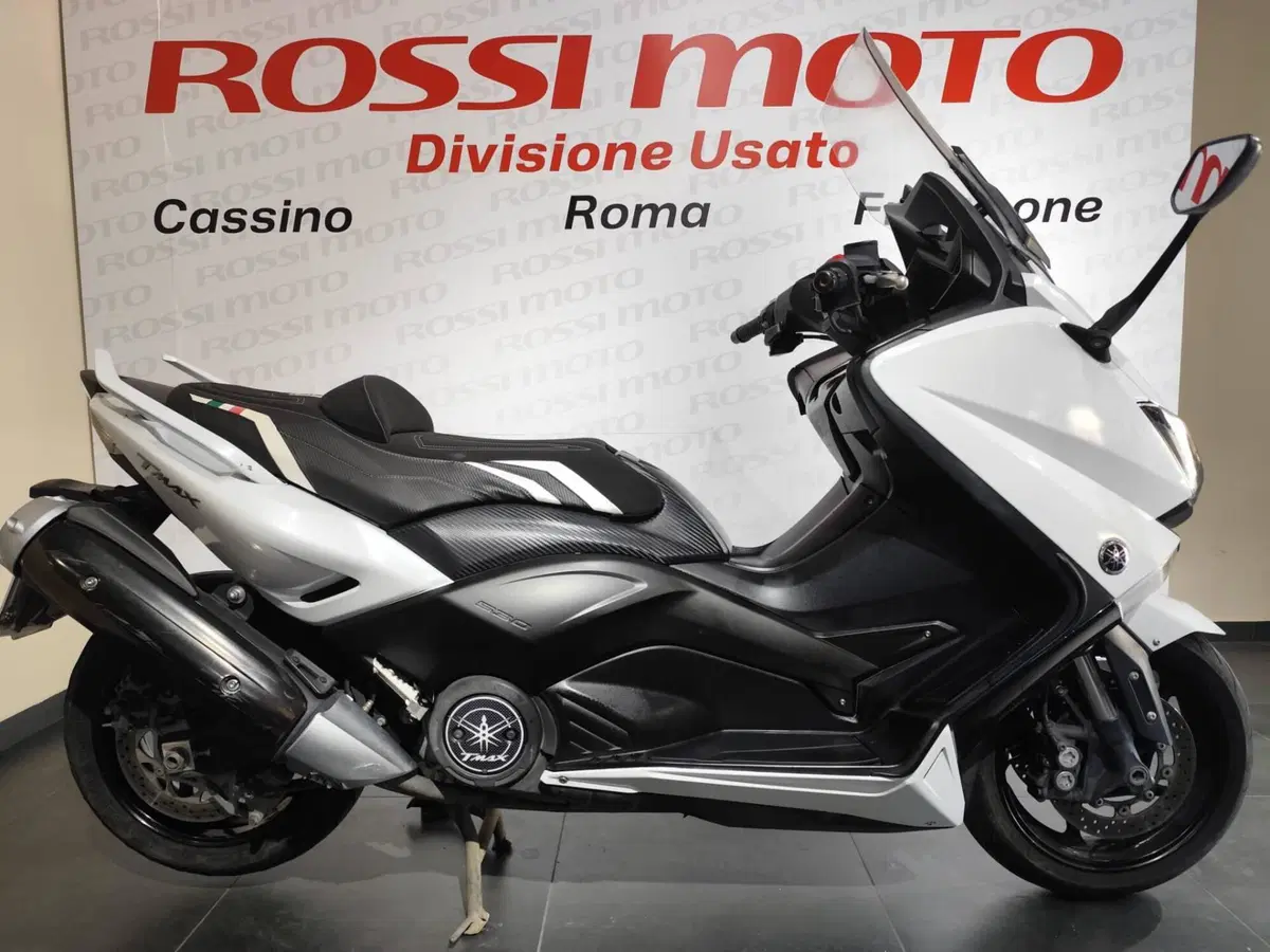 Yamaha T-Max 530 (2015 - 16)