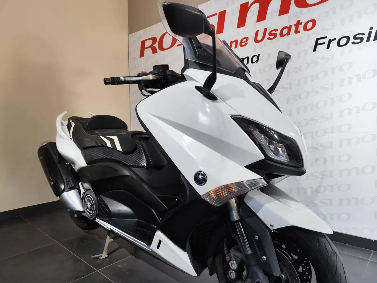Yamaha T-Max 530 (2015 - 16) (2)
