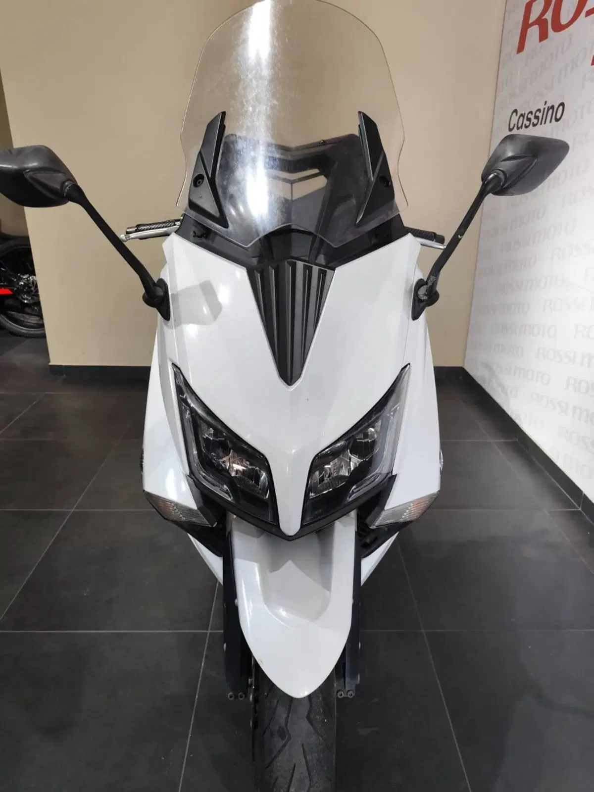 Yamaha T-Max 530 (2015 - 16) (3)