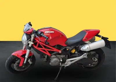 Ducati Monster 696 (2008 - 13) usata