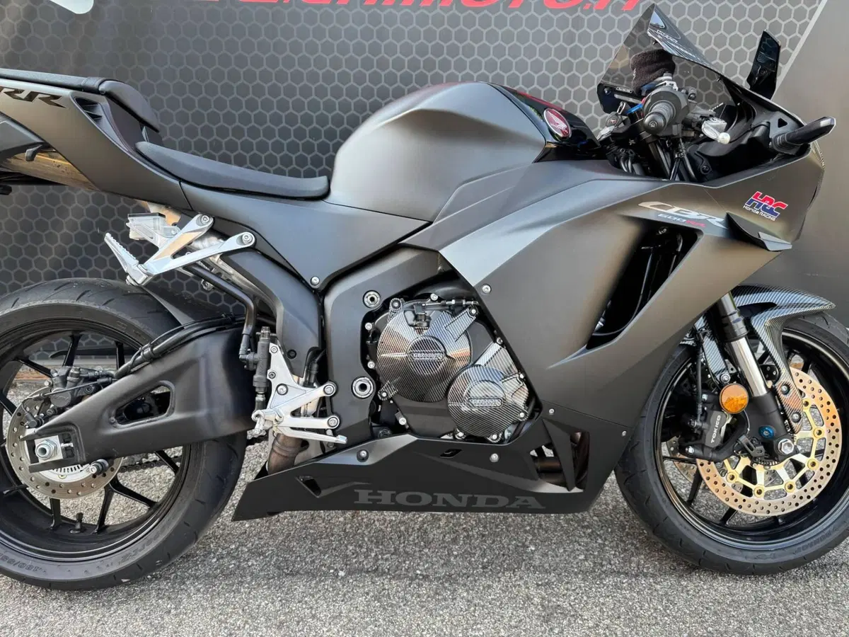 Honda CBR 600 RR (2024 - 26)