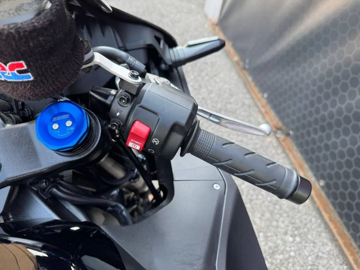 Honda CBR 600 RR (2024 - 26) (14)