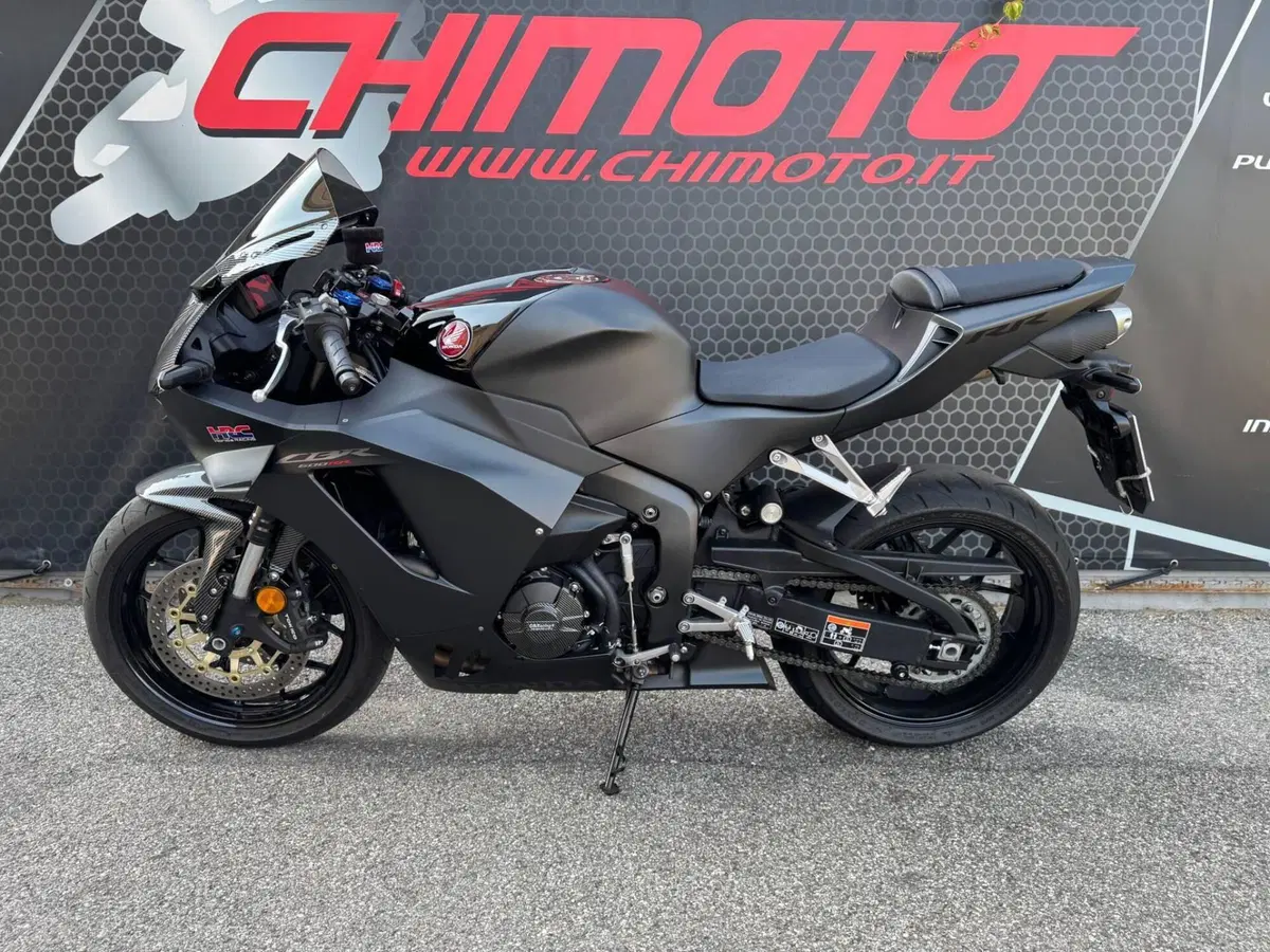 Honda CBR 600 RR (2024 - 26) (2)