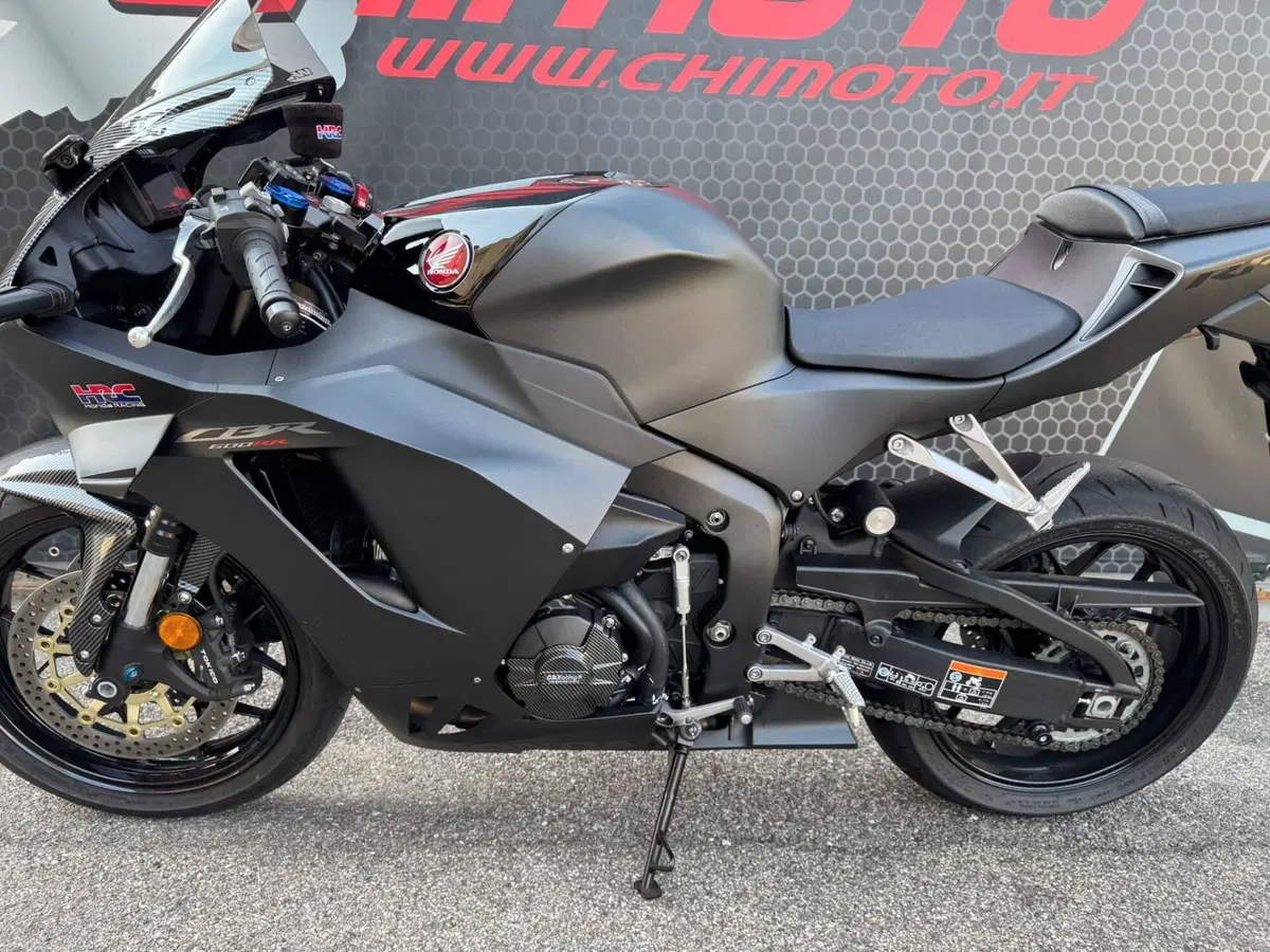 Honda CBR 600 RR (2024 - 26) (11)