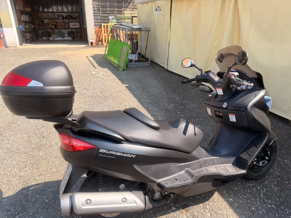 Suzuki Burgman UH 200 Executive (2001 -14)