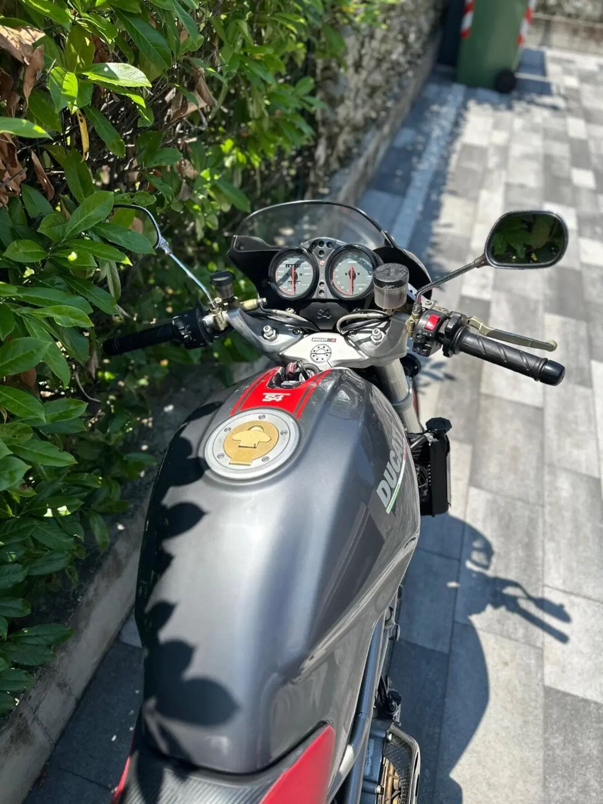 Ducati Monster 900 S4 (2001 - 02) (5)