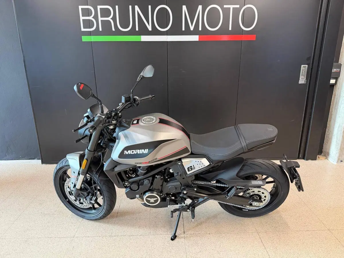 Moto Morini SEIEMMEZZO STR (2022 - 26) (2)