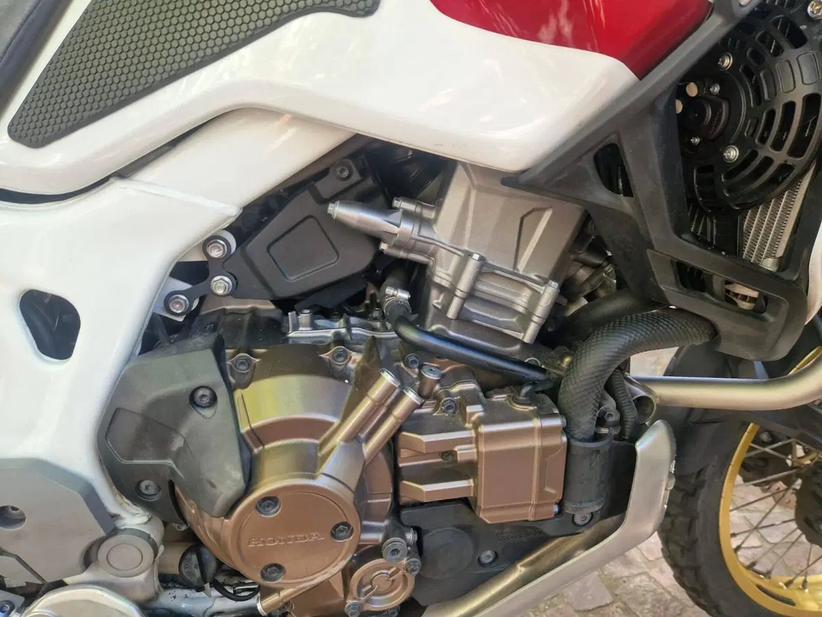 Honda Africa Twin CRF 1000L Adventure Sports DCT (2018 - 19) (7)
