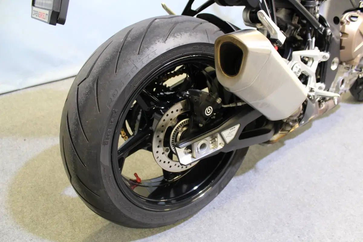 Bmw S 1000 R (2021 - 24) (4)