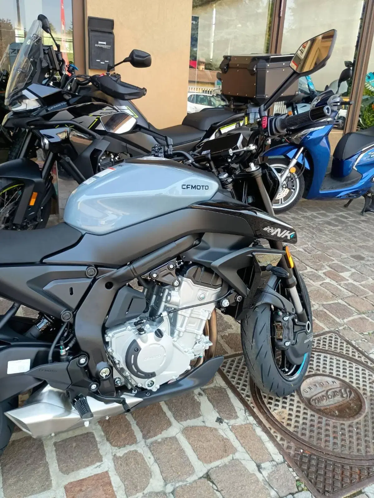 CFMOTO 675NK (2025 - 26) (3)
