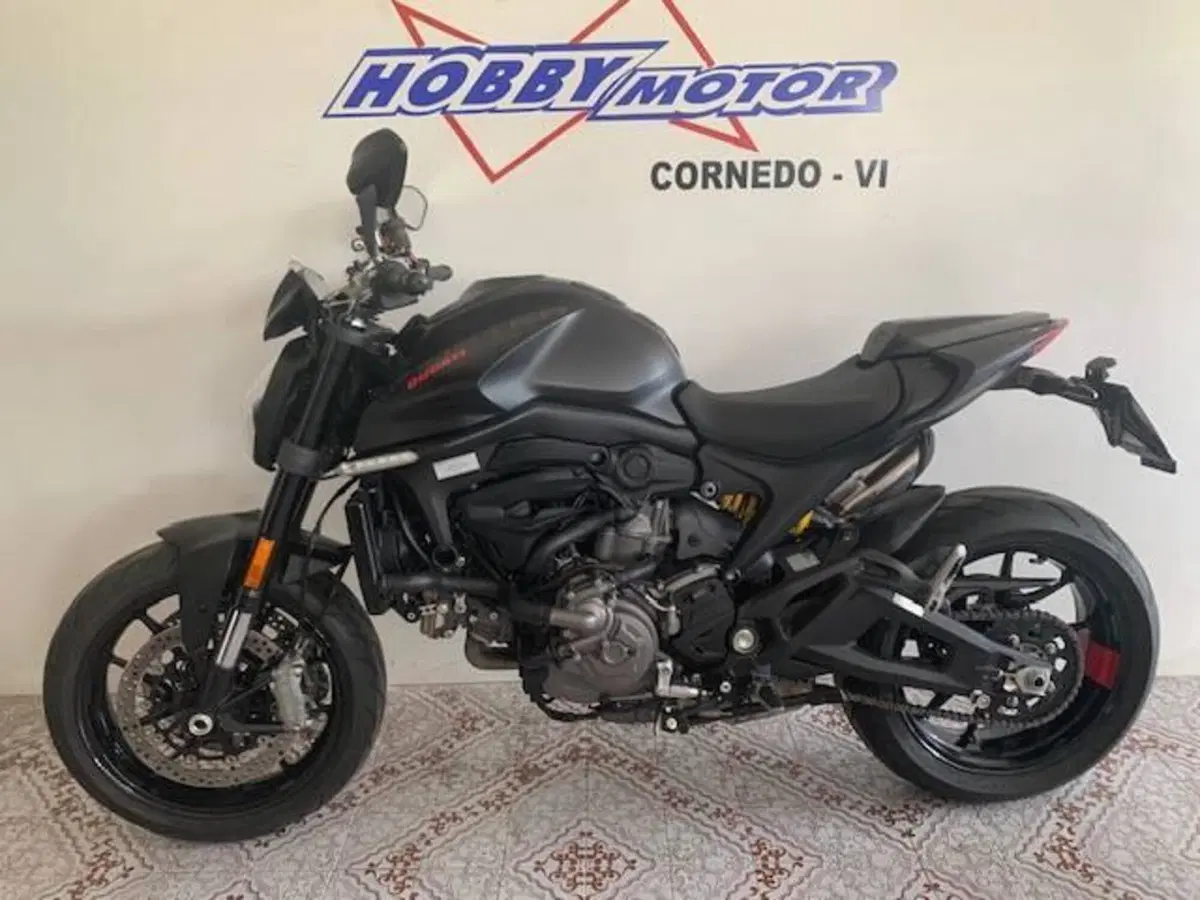 Ducati Monster 937 + (2021 - 25) (5)