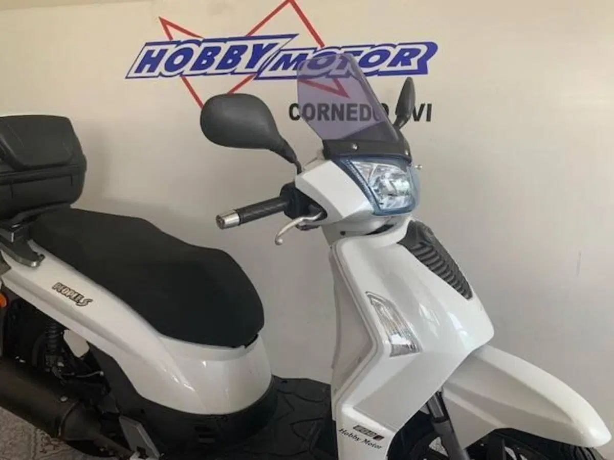 Kymco People 200i S DD (2007 - 16) (3)