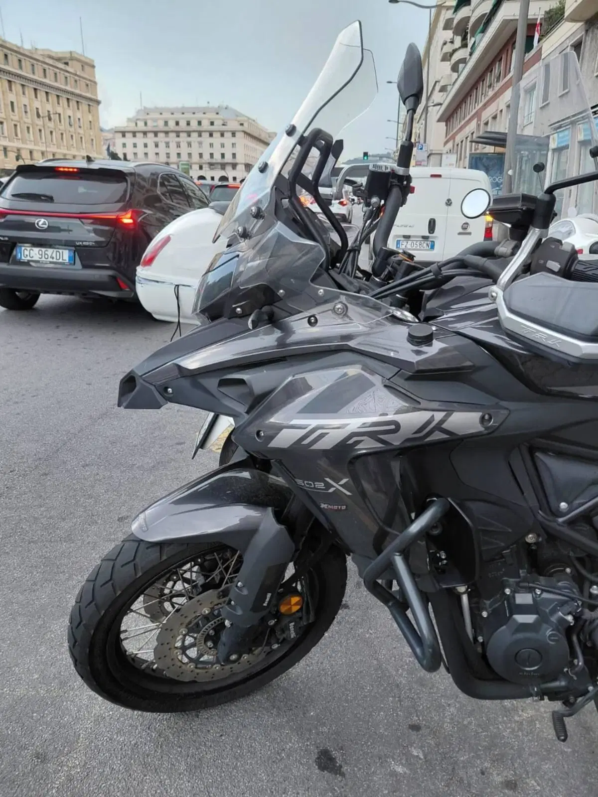 Benelli TRK 502X (2021 - 26) (3)