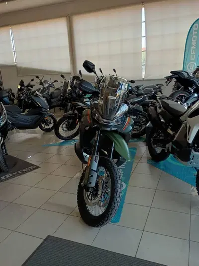 CFMOTO 1000MT-X High Seat (2026) nuova