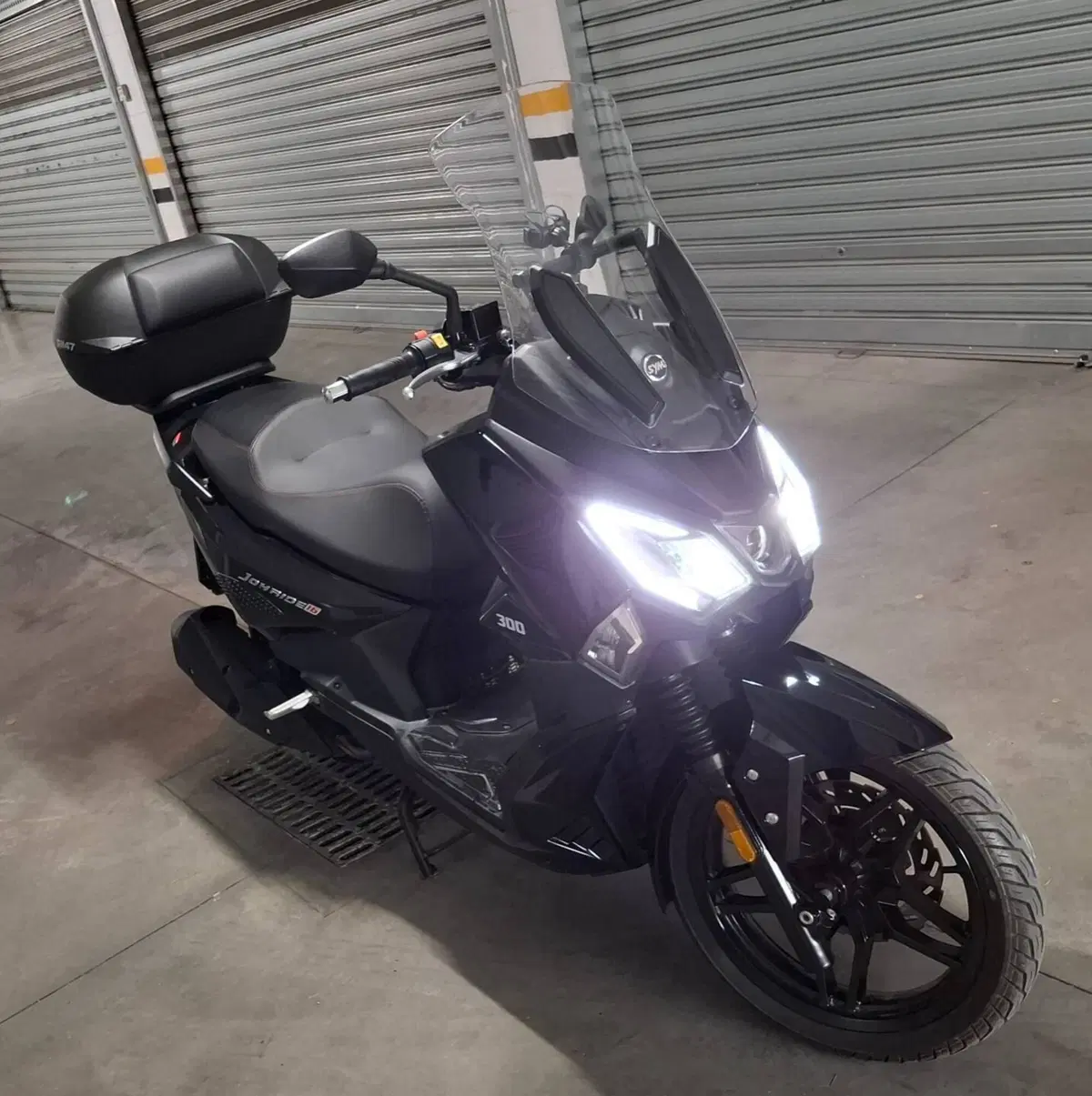 Sym Joyride 300 (2022 - 24) (11)