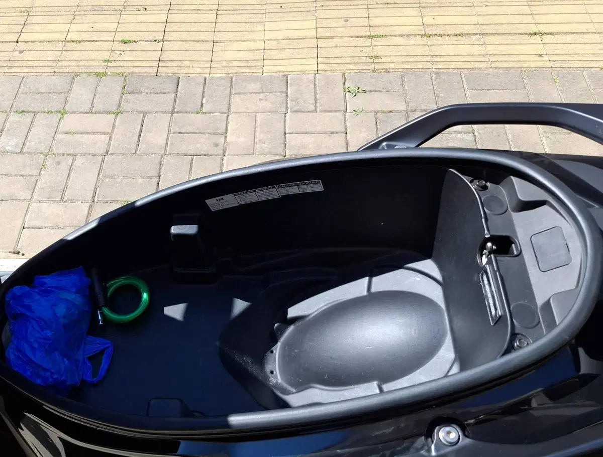Sym Joyride 300 (2022 - 24) (15)