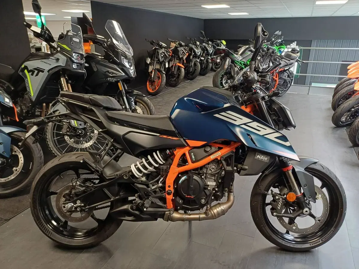 KTM 390 Duke (2026) (3)