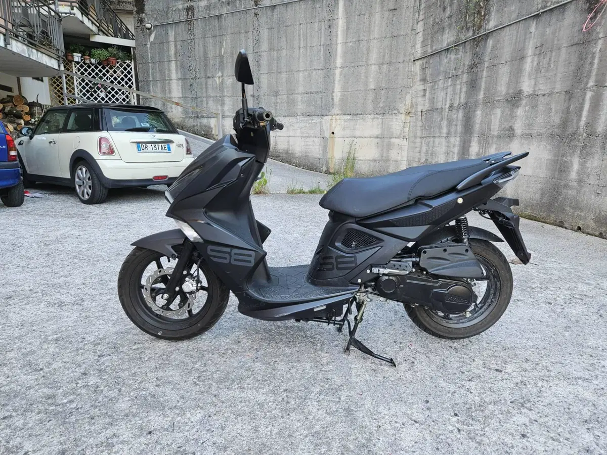 Kymco Super 8 50 R (2022 - 26)