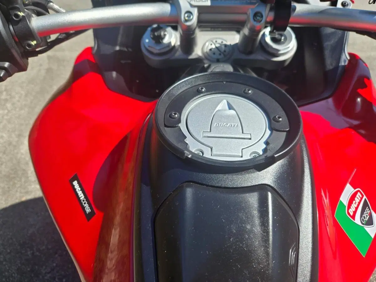 Ducati Multistrada V4 S (2021 - 24) (9)