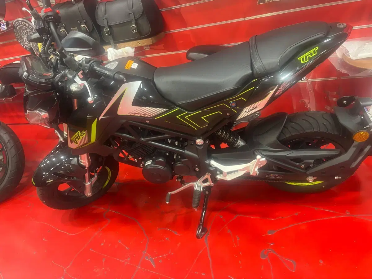 Benelli Tornado Naked T 125 (2022 - 25)