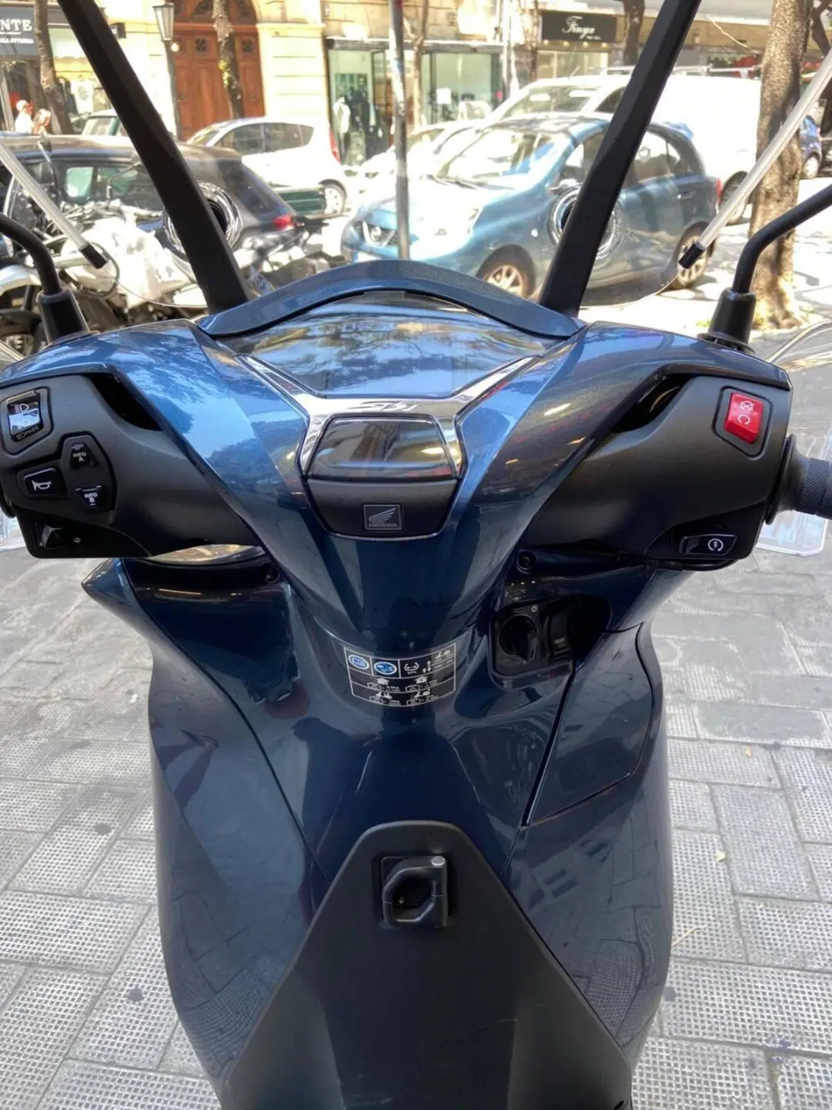 Honda SH 350 (2021 - 24) (4)