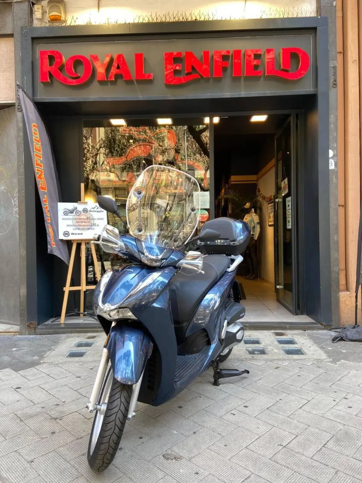 Honda SH 350 (2021 - 24) (6)